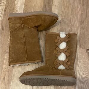 Victoria Koolaburra(Ugg) boots size 8